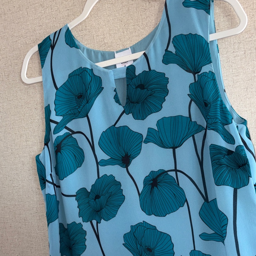 Cabi Blue Poppy Floral Sleeveless Blouse Sz M Botanical Casual Chic Officewear - Picture 11 of 12